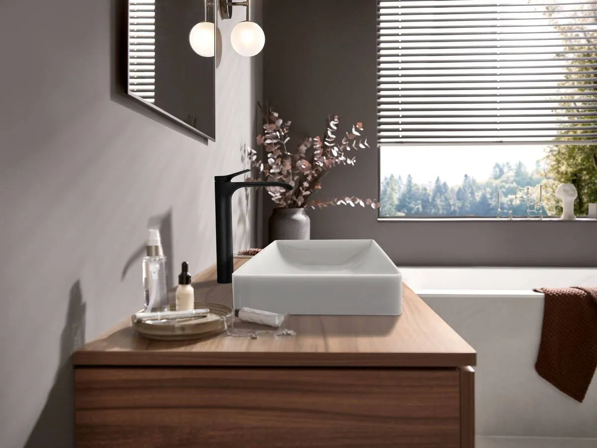 Смеситель для раковины однорычажный HANSGROHE Vivenis 75040670 250 мм, со сливным гарнитуром, чёрный матовый