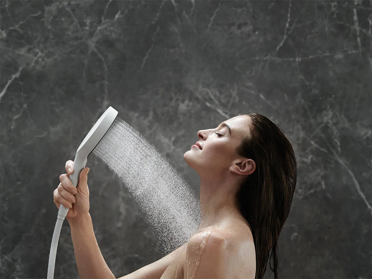 Ручной душ Hansgrohe Rainfinity 130 3jet 26865000 EcoSmart хром