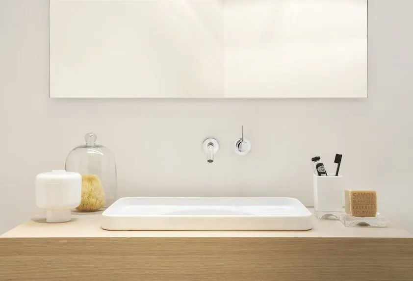 Мыльница настольная  Kartell by Laufen   3.8333.0.084.000.1  пластик, цвет прозрачный.