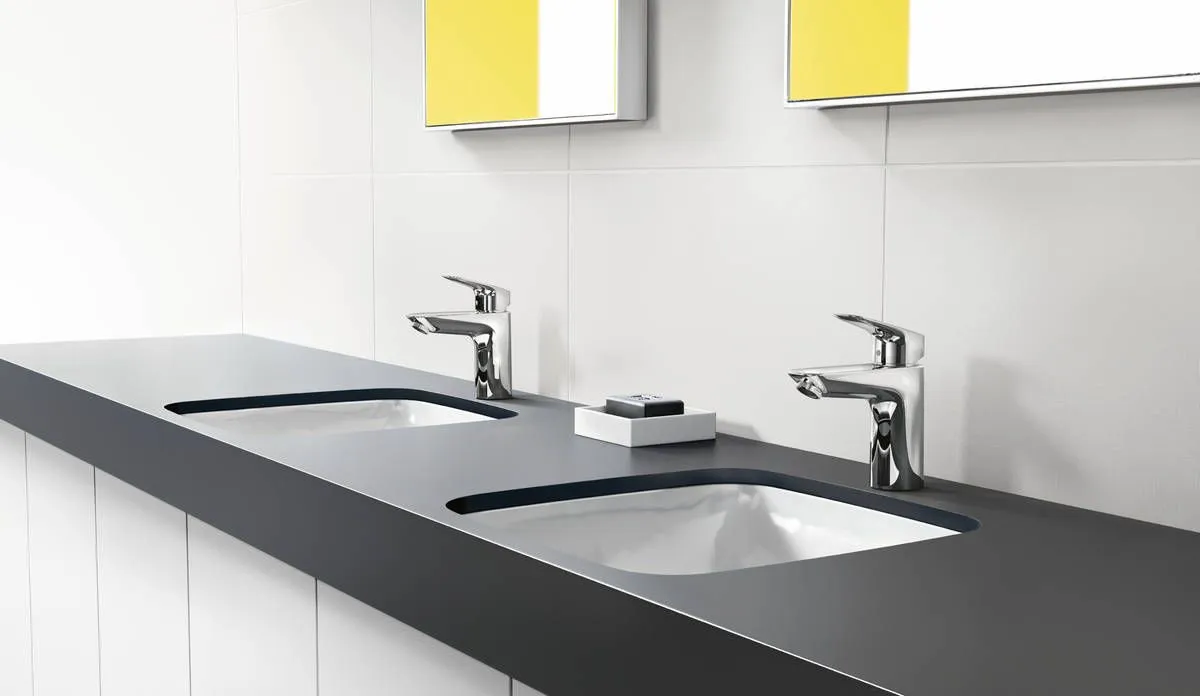 Смеситель для раковины Hansgrohe Logis 71102000 со сливным гарнитуром хром (изделие снято с производства)