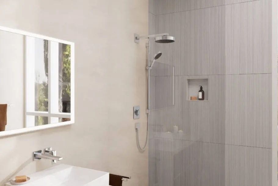 Настенный держатель для верхнего душа HANSGROHE Square 27694340 390 мм, цвет Чёрный шлифованный хром