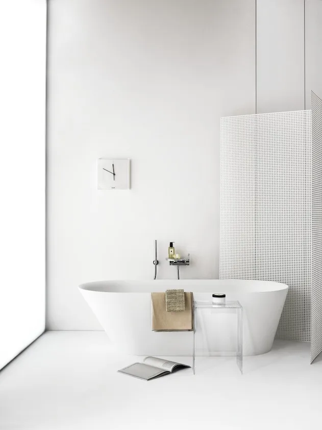 Табурет для ванной комнаты Kartell by Laufen   3.8933.0.084.000.1 пластик прозрачный