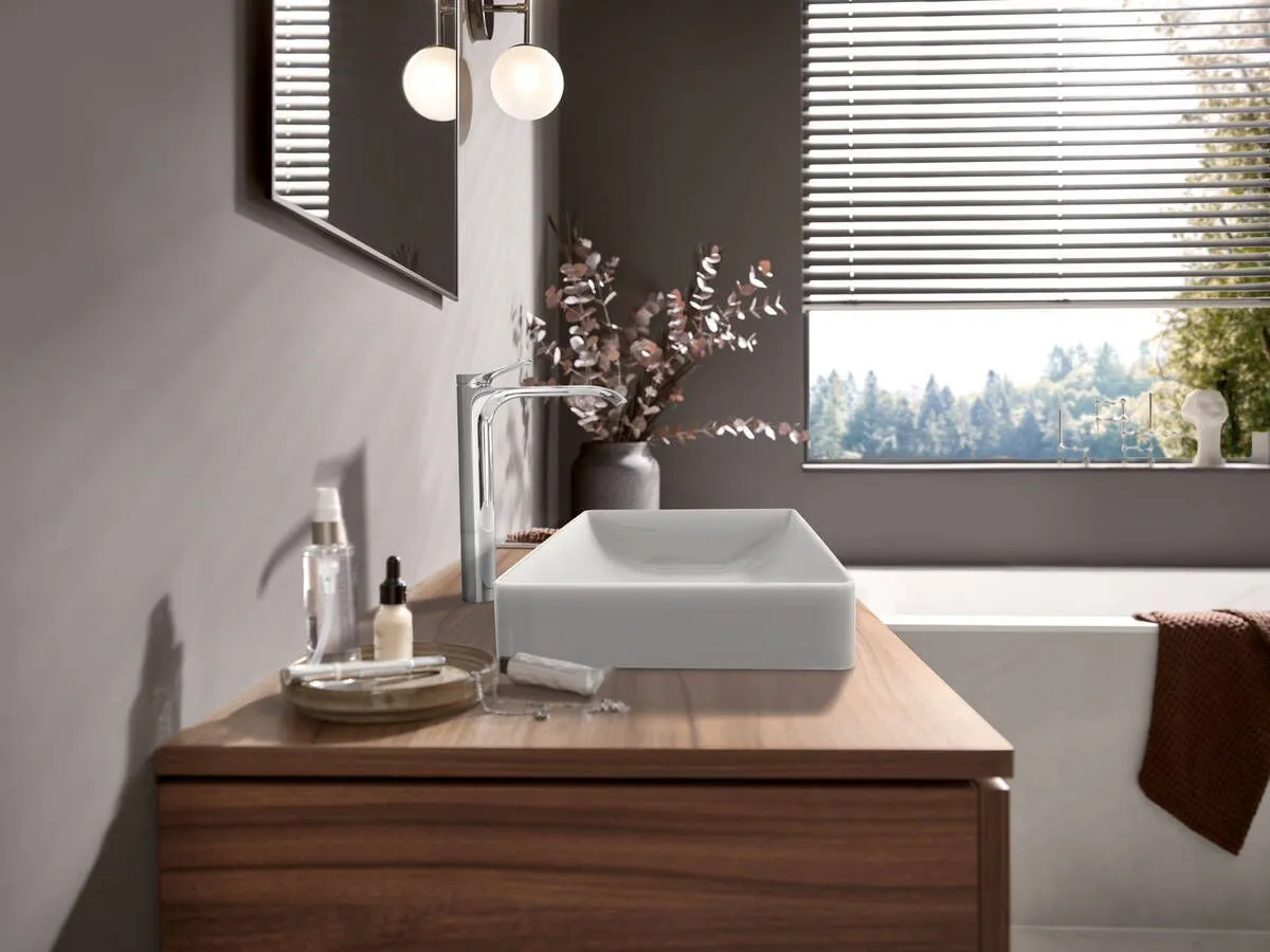 Смеситель для раковины однорычажный HANSGROHE Vivenis 75040000 250 мм, со сливным гарнитуром, хром