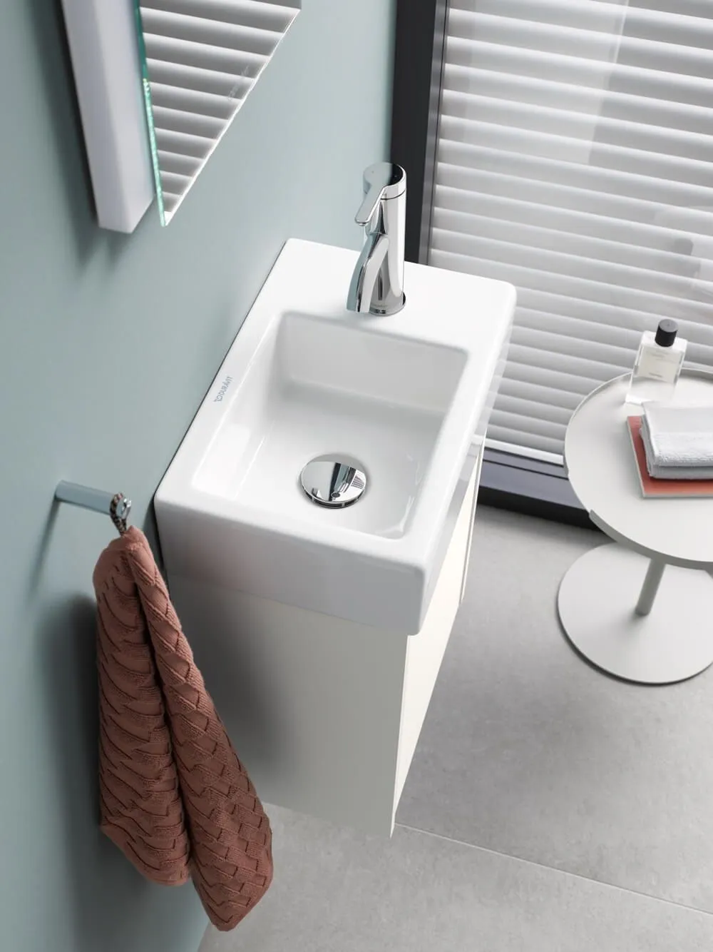 DURAVIT (Ketho.2) Тумба подвесная под раковину арт.072438, 238 мм х 364 мм х 440 мм, 1 дверца, петли слева, бетонно-серый  матовый
