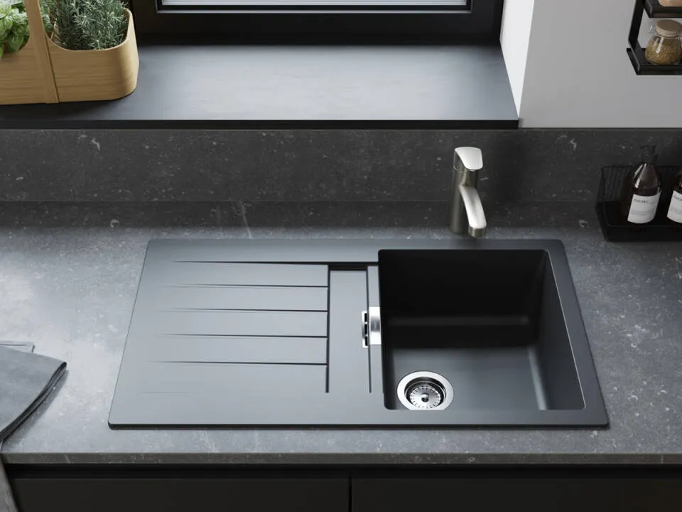 Кухонный смеситель однорычажный c поворотным изливом 1jet HANSGROHE Focus M41 31826000 160 мм, с EcoSmart, цвет Хром