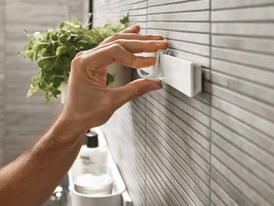 Штанга для коепления аксессуаров HANSGROHE WallStoris 27902700 500 мм, цвет Чёрный матовый