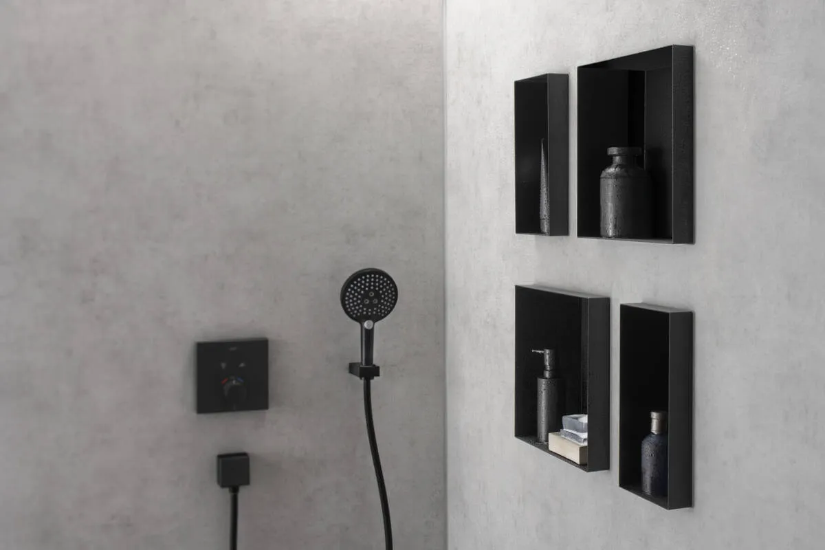 Настенный короб HANSGROHE XtraStoris Rock 56082700 с открытой рамой 300 мм х 150 мм х 100 мм, с дверью для облицовки плиткой, матовый белый