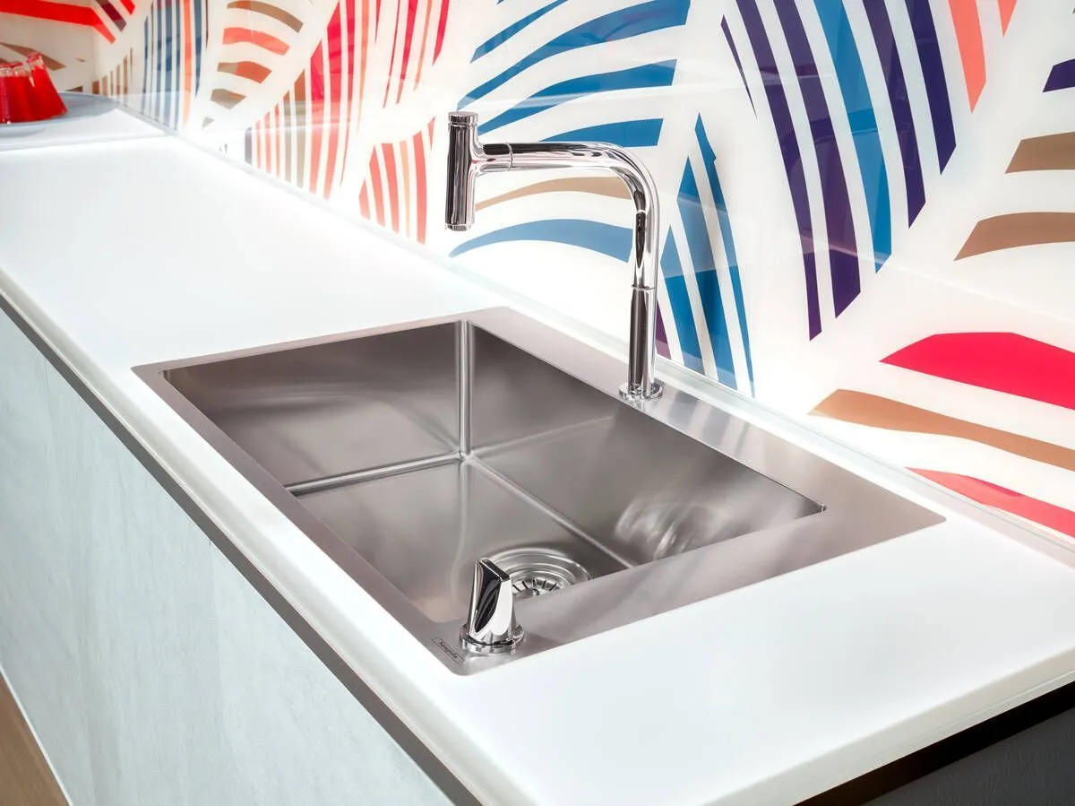 Смеситель для кухни с выдвижным изливом Hansgrohe M71 73804000 Хром