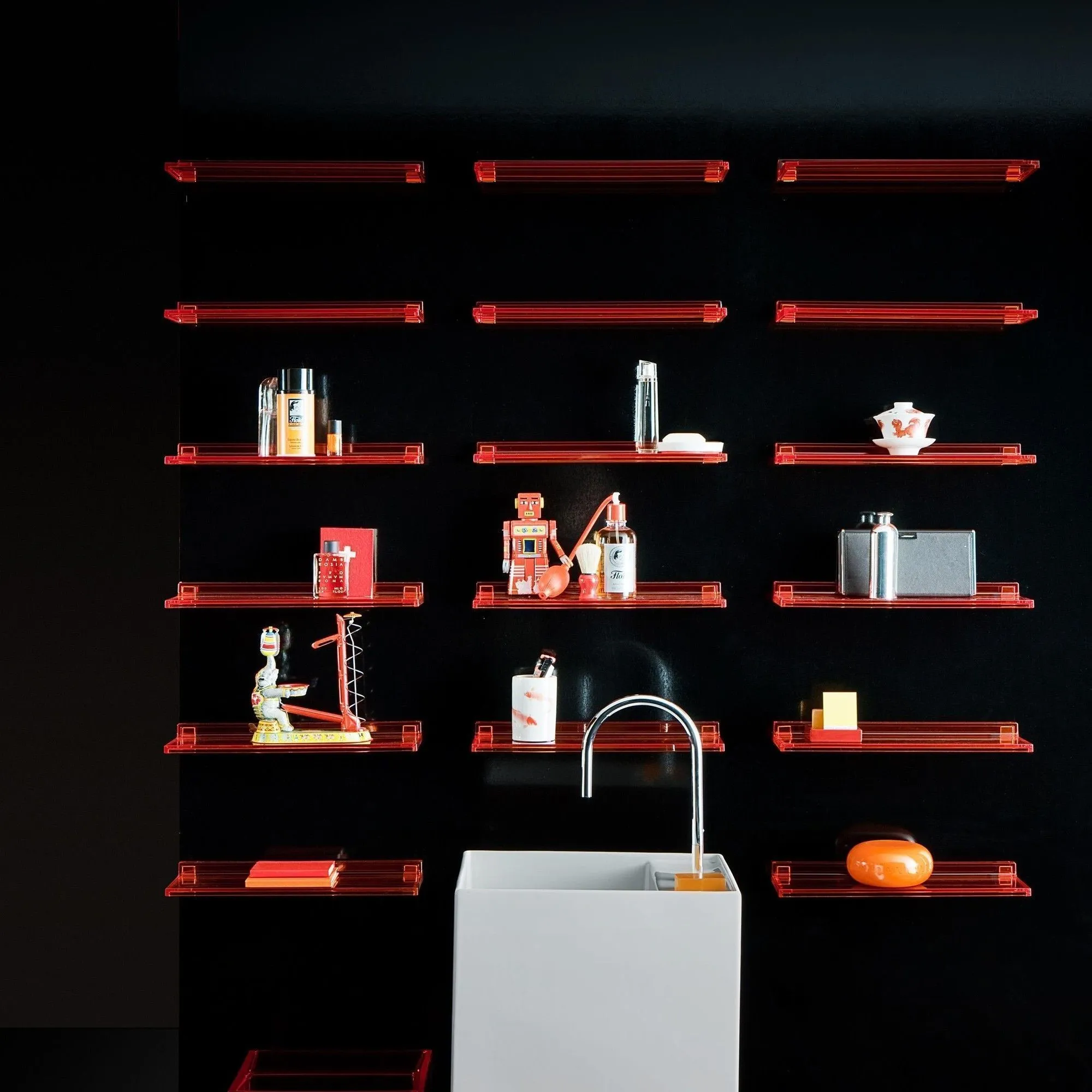 Полочка настенная  Kartell by Laufen  3.8533.0.093.000.1  45 см,  пластик розовый пудровый