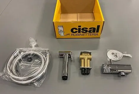 Гигиенический душ cо смесителем CISAL Idroscopini CV00797521 с выводом с держателем и прогрессивным картриджем, цвет Хром