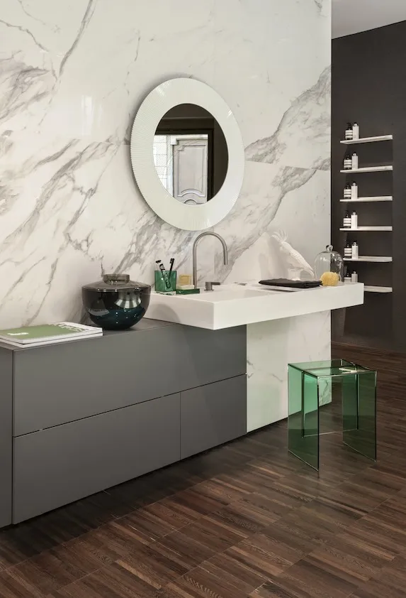Табурет для ванной комнаты Kartell by Laufen   3.8933.0.084.000.1 пластик прозрачный