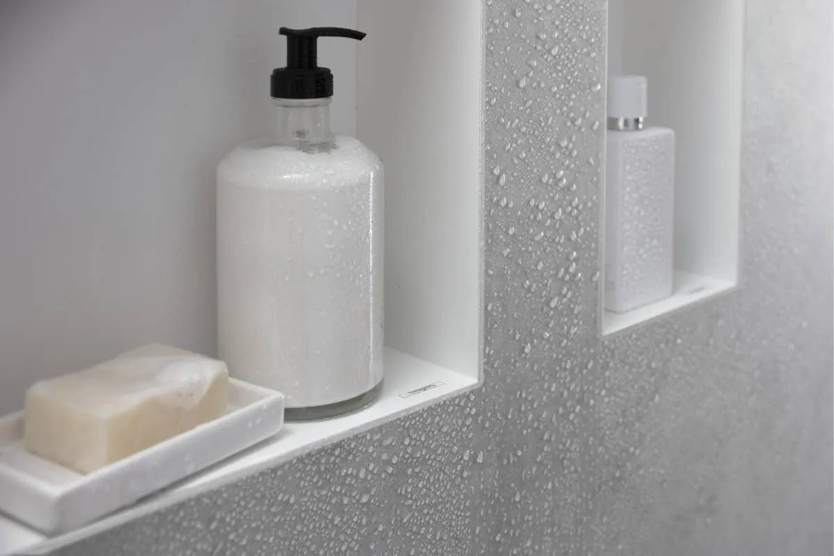 Настенный короб HANSGROHE XtraStoris Original 56064670 с интегрированной рамой 300 мм х 600 мм х 100 мм, матовый чёрный